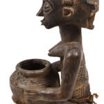 Bowl-barrier Figure - Wood - Mboko - Luba - Congo DRC