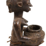 Bowl-barrier Figure - Wood - Mboko - Luba - Congo DRC