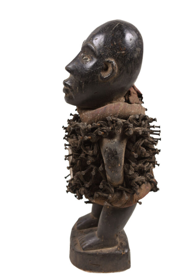 Nkisi Figure - Nail, Wood, Glass - Yombe - Congo