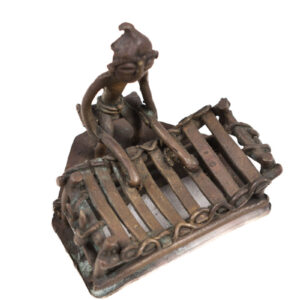 Goldweight figure - Bronze - Ashanti - Ghana