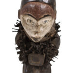 Nkisi Figure - Nail, Wood, Glass - Yombe - Congo