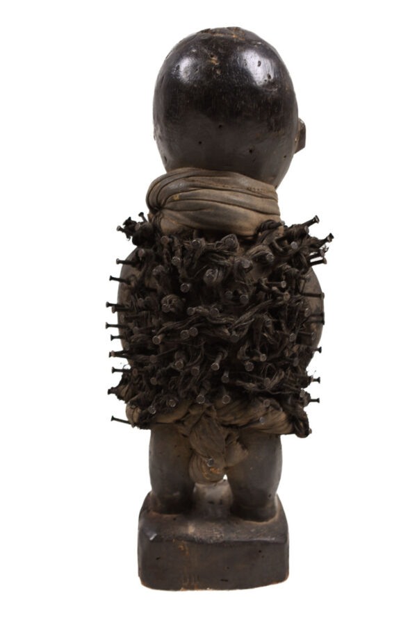 Nkisi Figure - Nail, Wood, Glass - Yombe - Congo
