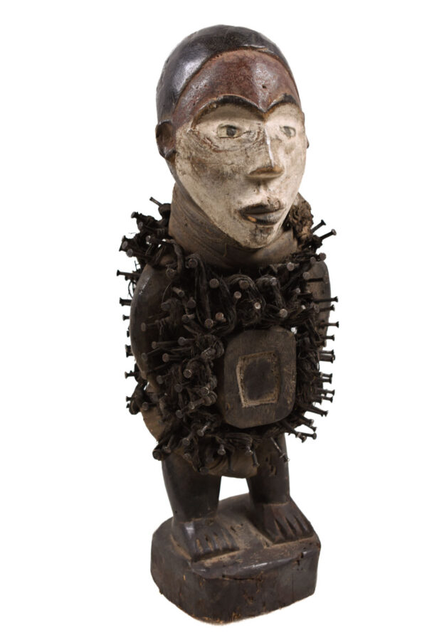 Nkisi Figure - Nail, Wood, Glass - Yombe - Congo