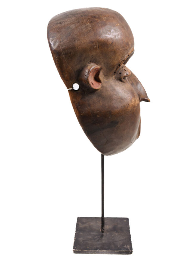 Mbangu distorted mask - Wood - Pende - Congo
