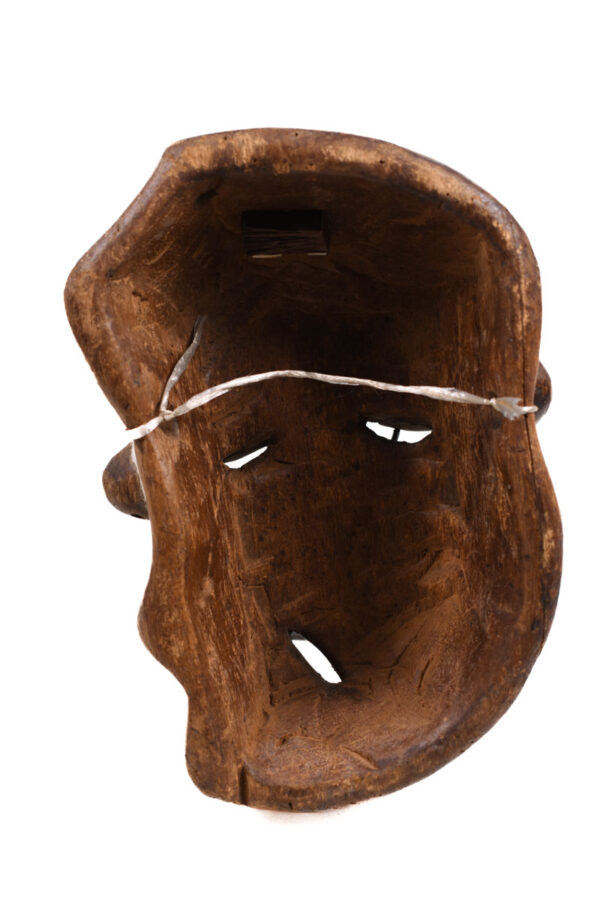 Mbangu distorted mask - Wood - Pende - Congo