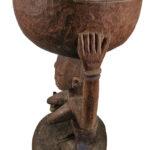 Bowl carier Figure - Wood - Yoruba - Nigeria