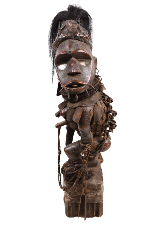 Figure - Wood, nails - Nkisi - Yombe - Congo