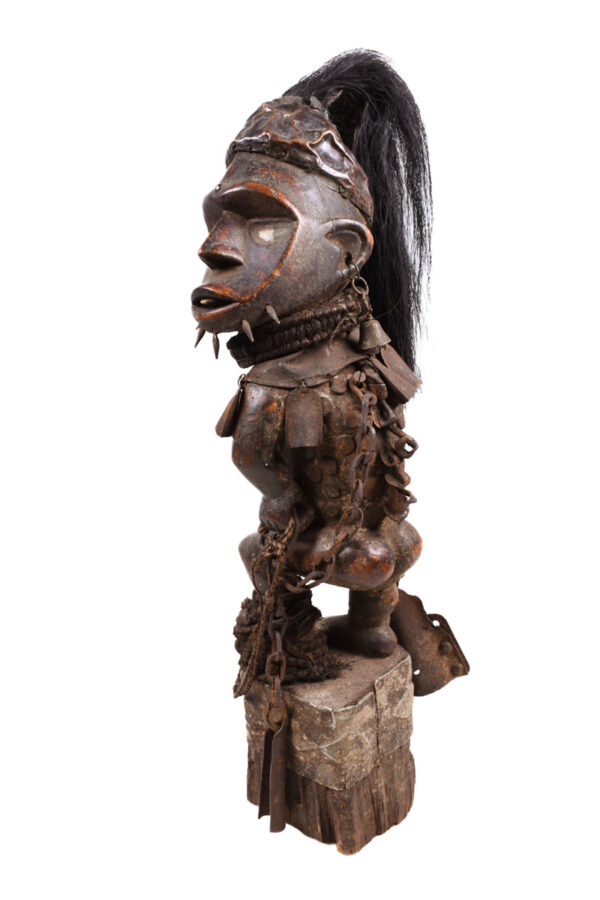 Figure - Wood, nails - Nkisi - Yombe - Congo