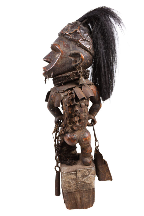 Figure - Wood, nails - Nkisi - Yombe - Congo