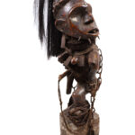 Figure - Wood, nails - Nkisi - Yombe - Congo