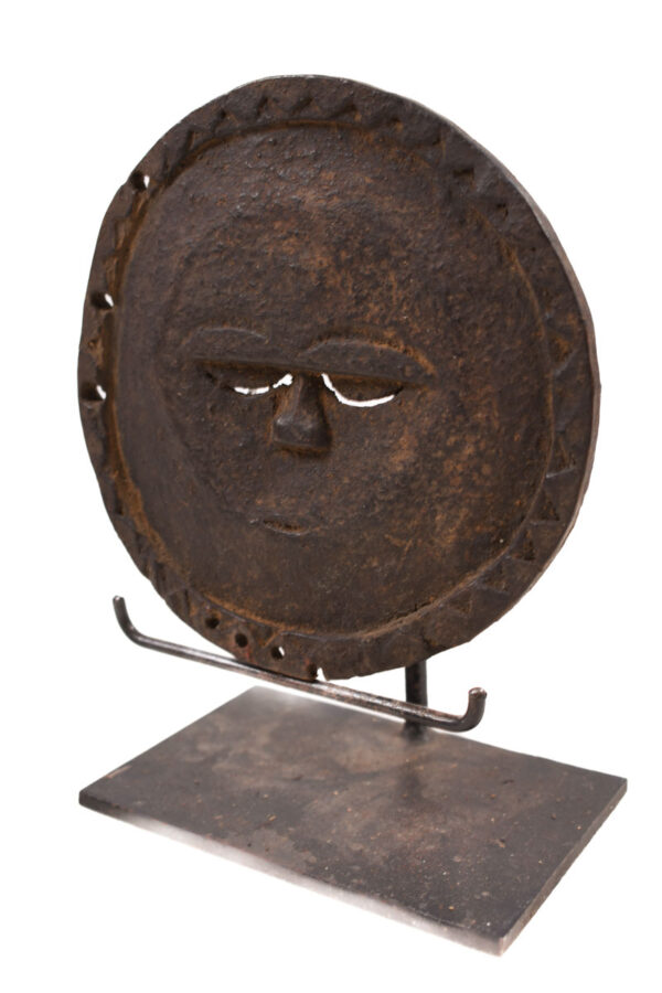 Sun mask - Wood - Eket - Nigeria