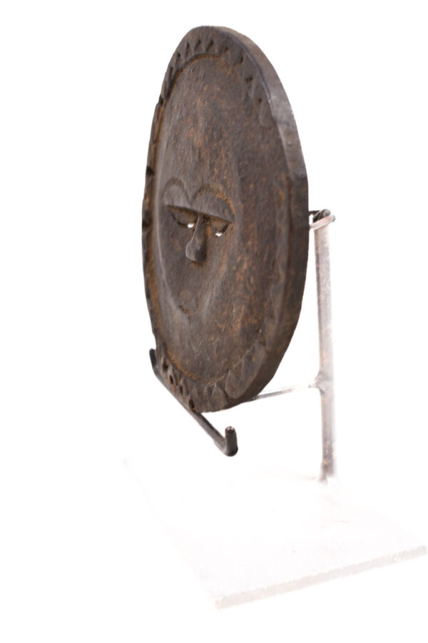 Sun mask - Wood - Eket - Nigeria