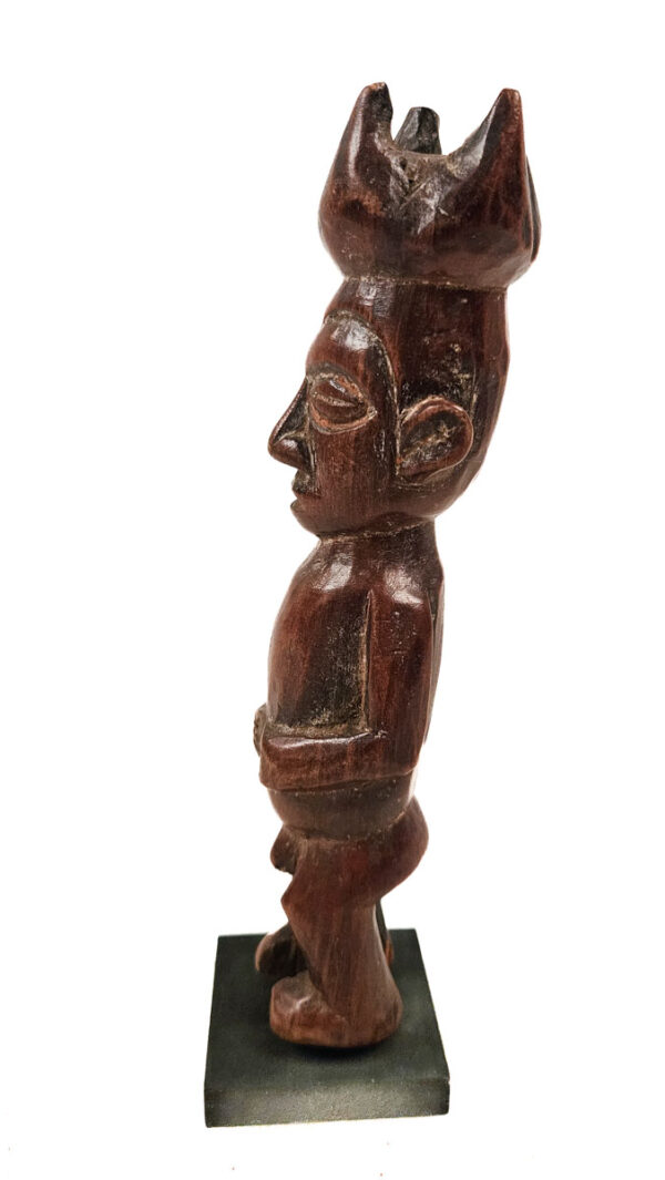 Figure - Wood - Yaka - Congo DRC