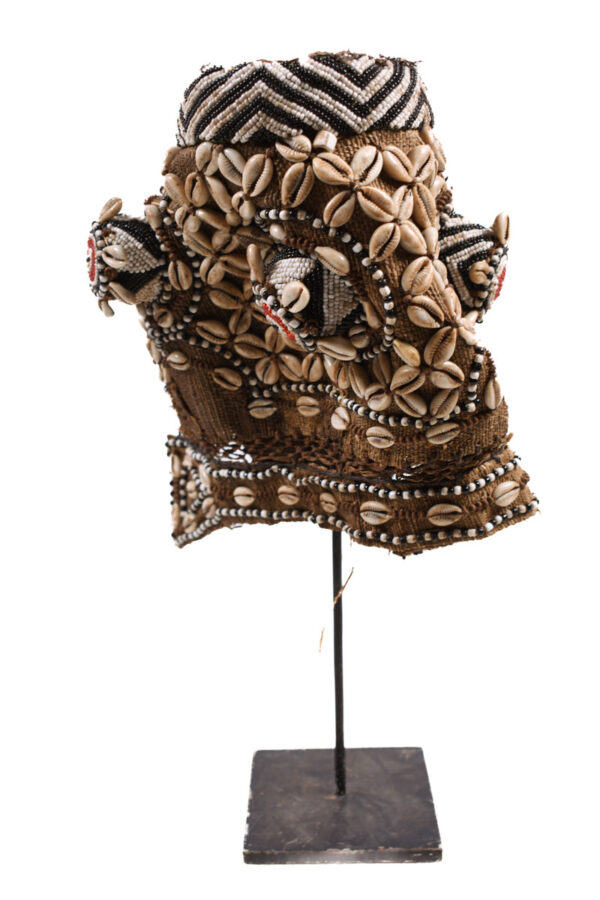 Mask - Beads, Cauris, Plant fibre, Wood - Ngaady A Waash Bushoong - Kuba - Congo