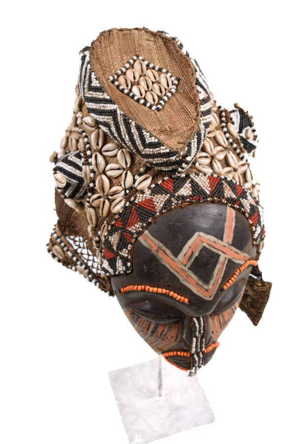 Mask - Beads, Cauris, Plant fibre, Wood - Ngaady A Waash Bushoong - Kuba - Congo