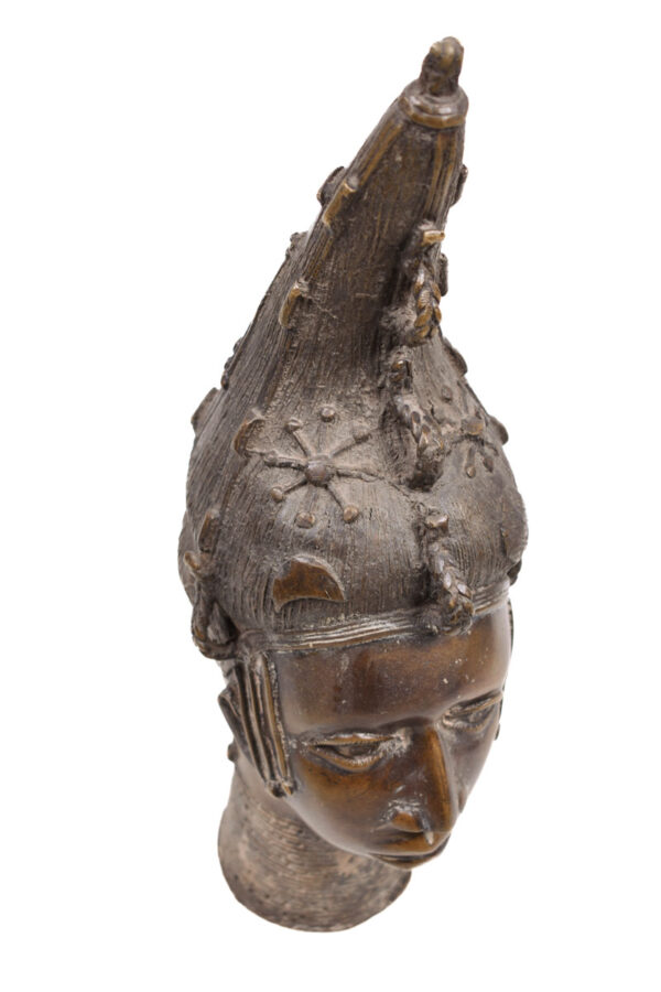 Head of a Queen - Bronze - IFE - Benin