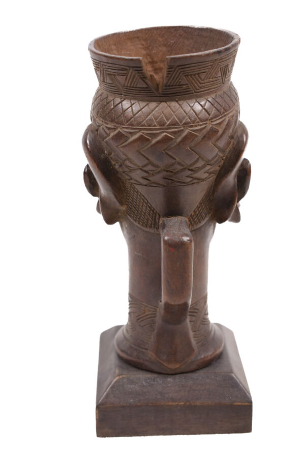 Anthropomorphic Cup - Wood - Kuba - Congo