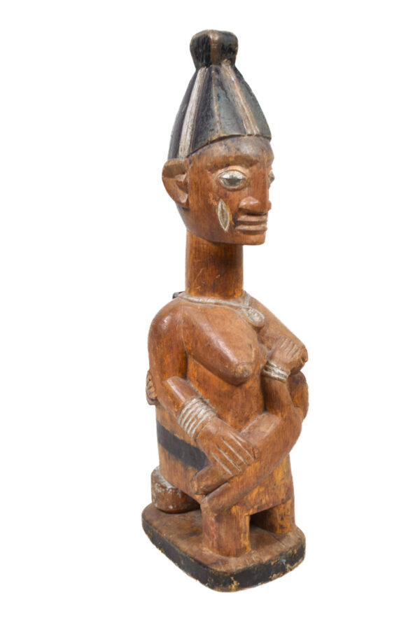 Maternity figure - Wood - Yoruba - Nigeria
