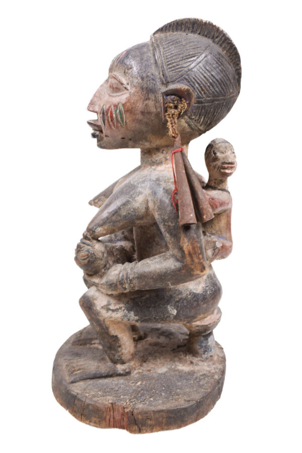 Maternity figure - Wood - Yoruba - Nigeria