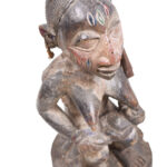 Maternity figure - Wood - Yoruba - Nigeria