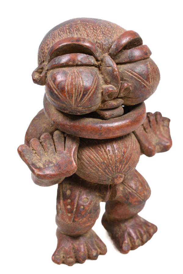 Figure - Terracotta -Tikar - Cameroon