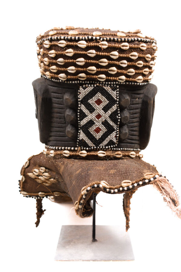 Royal Mask - Beads, Cauri, Wood - Bwoom - Kuba - DR Congo
