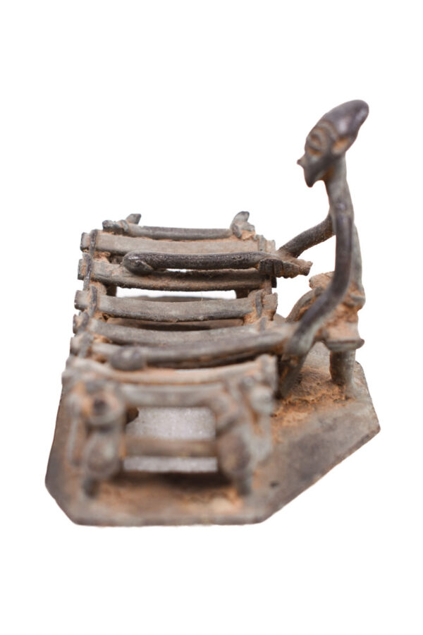 Goldweight figure - Bronze - Ashanti - Ghana