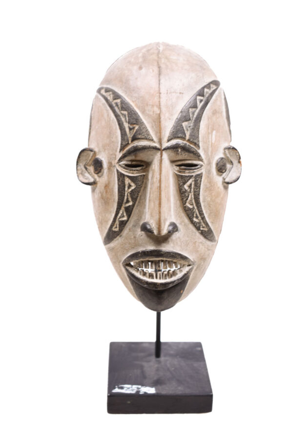 Mask - Wood - Agbogho Mmwo - IGBO / IBO - Nigeria