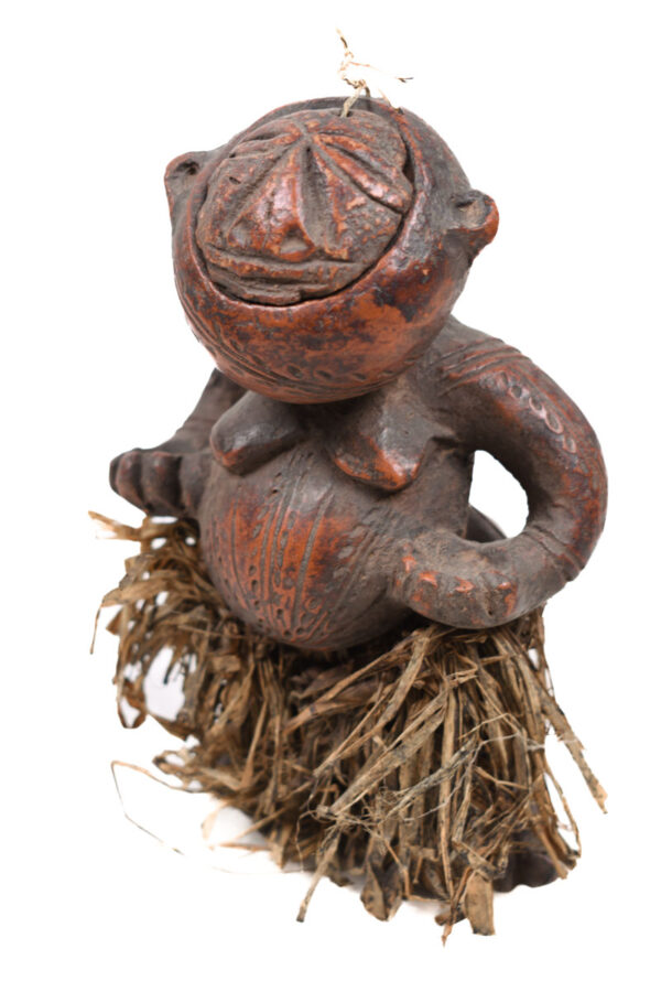 Figure, House God - Terracotta -Tikar - Cameroon