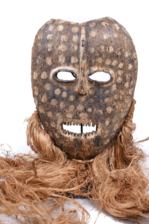 Ndaaka Mask - Wood - Ituri- DR Congo