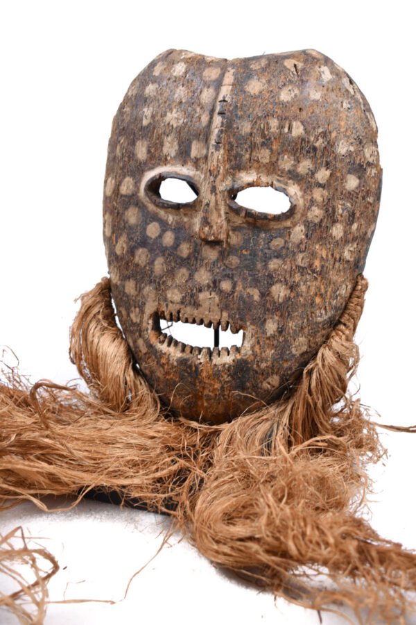 Ndaaka Mask - Wood - Ituri- DR Congo
