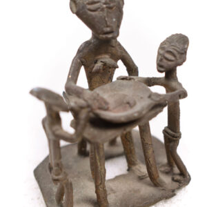 Goldweight figure - Bronze - Ashanti - Ghana