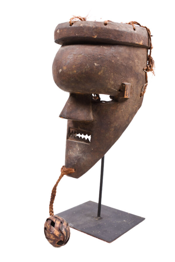 Initiation mask - Plant fibre, Wood - Salampasu - Congo