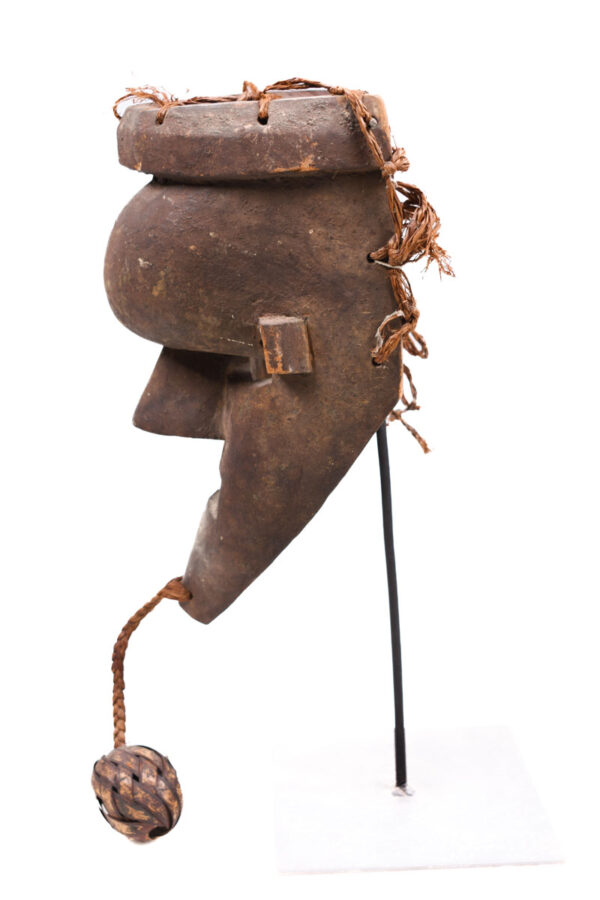 Initiation mask - Plant fibre, Wood - Salampasu - Congo