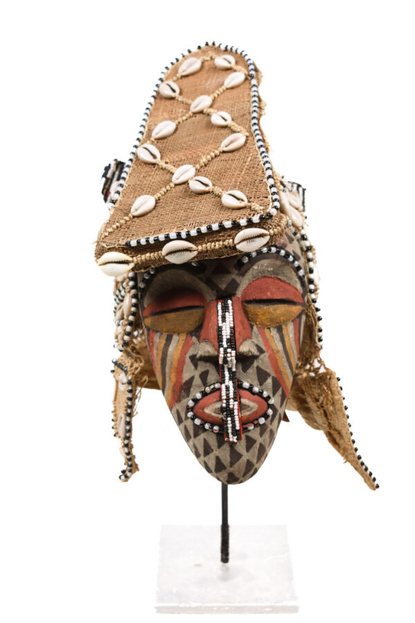 Mask - Beads, Cauris, Plant fibre, Wood - Ngaady A Waash Bushoong - Kuba - Congo