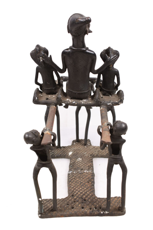 King Figure presentation - Bronze - Bamun - Cameroon