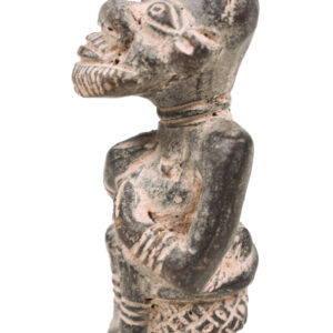 Figure - Terracotta - Tikar - Cameroon