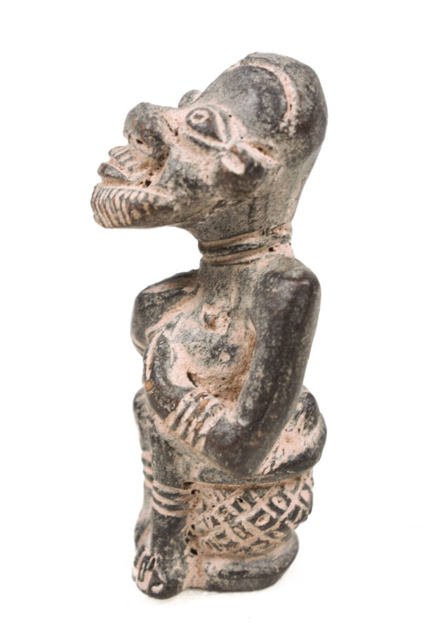 Figure - Terracotta - Tikar - Cameroon