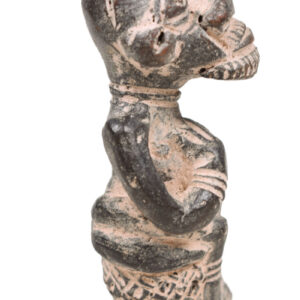 Figure - Terracotta - Tikar - Cameroon