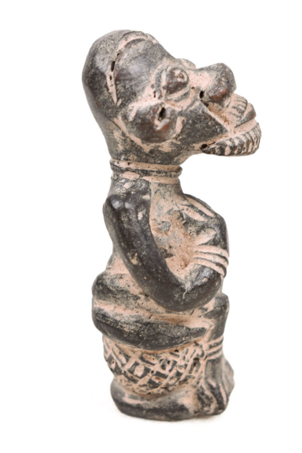 Figure - Terracotta - Tikar - Cameroon