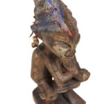 Maternity figure - Wood - Yoruba - Nigeria