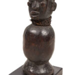 Figure - Wood - Pygmy Tikar - Cameroon