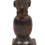 Figure - Wood - Pygmy Tikar - Cameroon