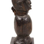 Figure - Wood - Pygmy Tikar - Cameroon