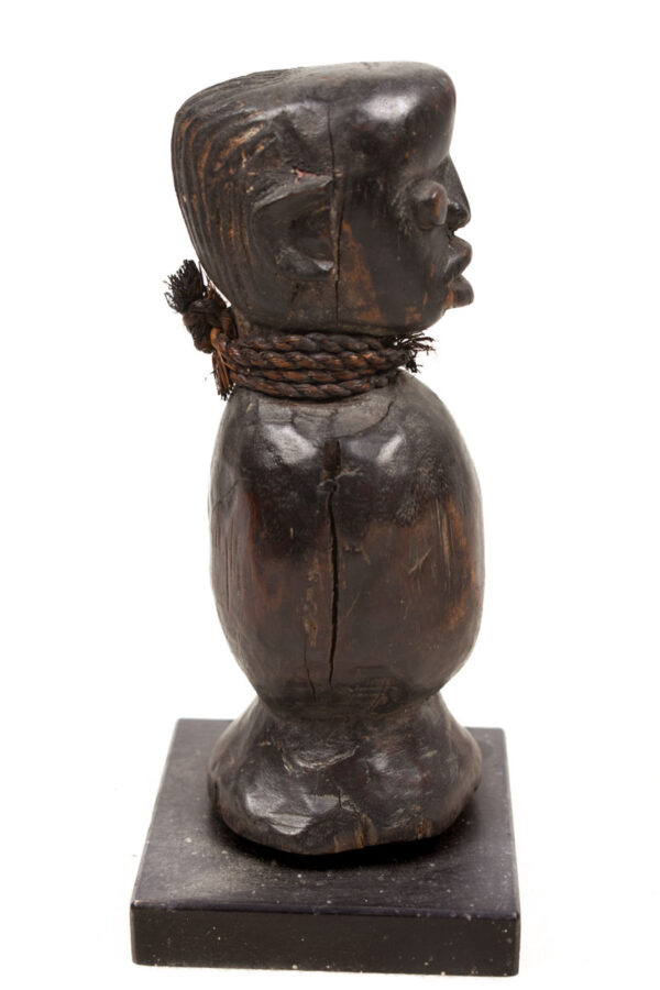 Figure - Wood - Pygmy Tikar - Cameroon