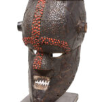Initiation mask - Wood, Copper, Beads - Salampasu - Congo
