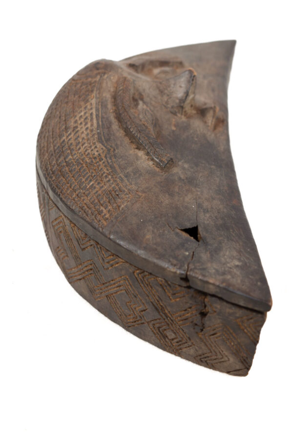 Tukula box - Wood - Kuba - Congo DRC