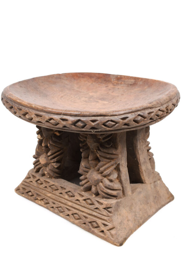 Stool - Wood - Okou - Cameroon