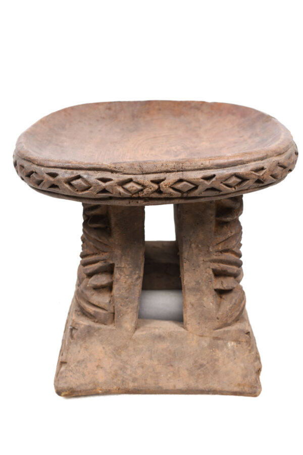 Stool - Wood - Okou - Cameroon