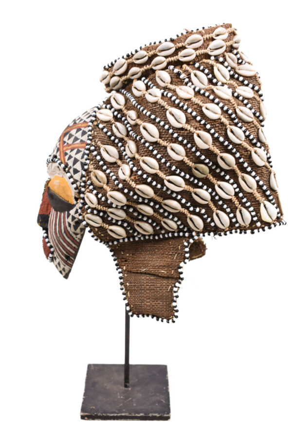 Mask - Beads, Cauris, Plant fibre, Wood - Ngaady A Waash Bushoong - Kuba - Congo